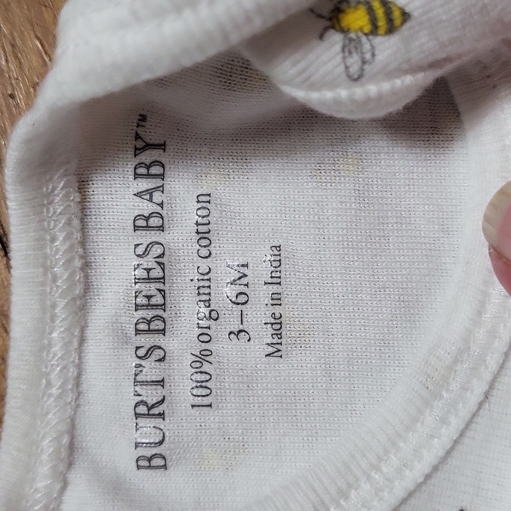 Burts Bees Onesie - Picture 3 of 4